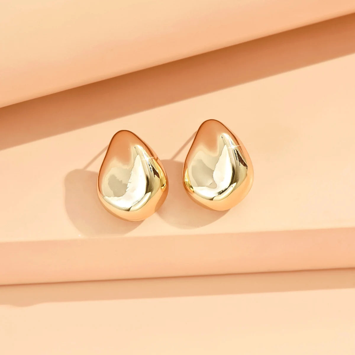 Geometric Hoops