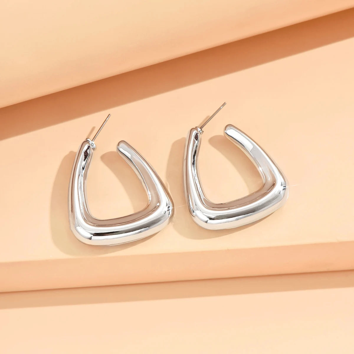 Geometric Hoops