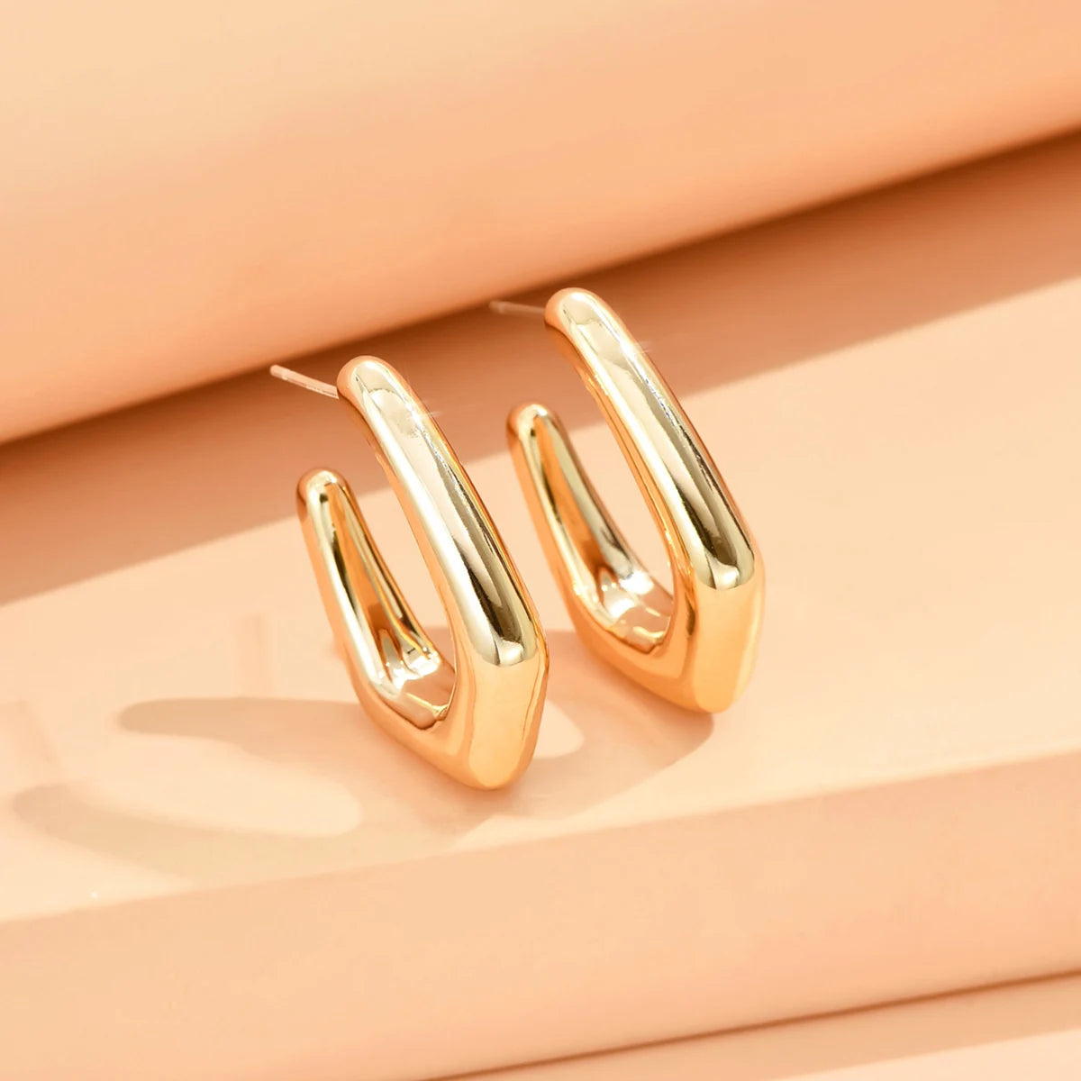 Geometric Hoops